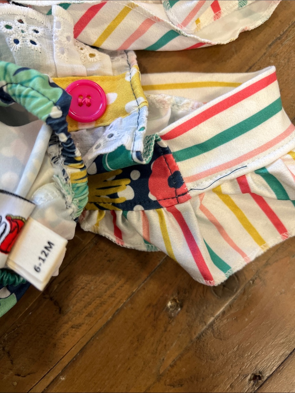 Wellie Kate vibrant striped floral ruffled bubble romper 6-9 months boutique - Picture 5 of 7